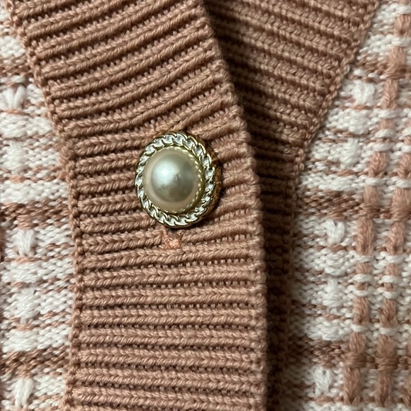 SOLD aritzia babaton lacer cardigan - Picture 6 of 6